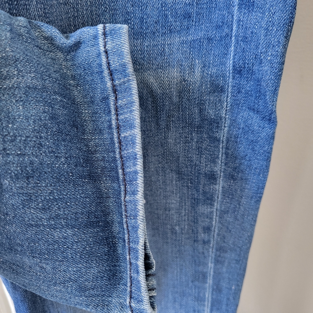 Rag & Bone capri skinny in the color Whitby lightweight jeans. Size 26 - Picture 9 of 13